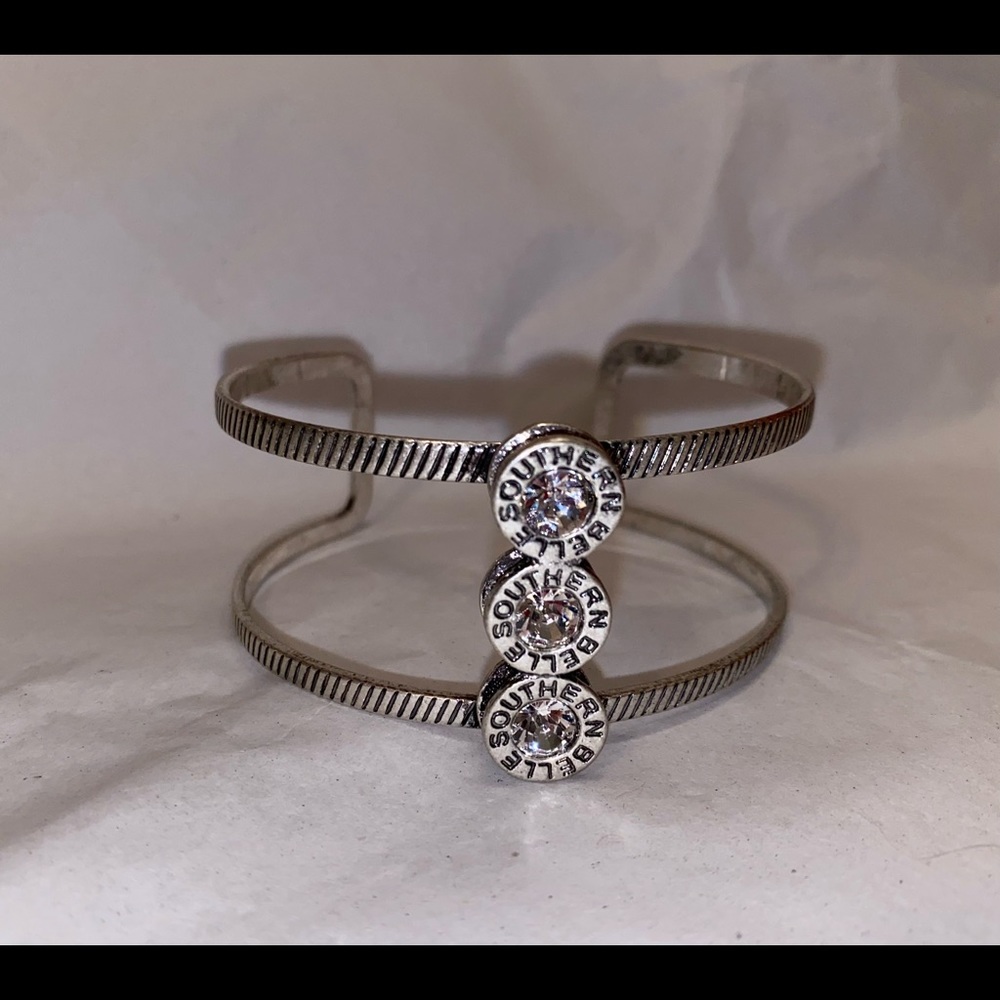 Two cuff bracelets - Picture 5 of 8